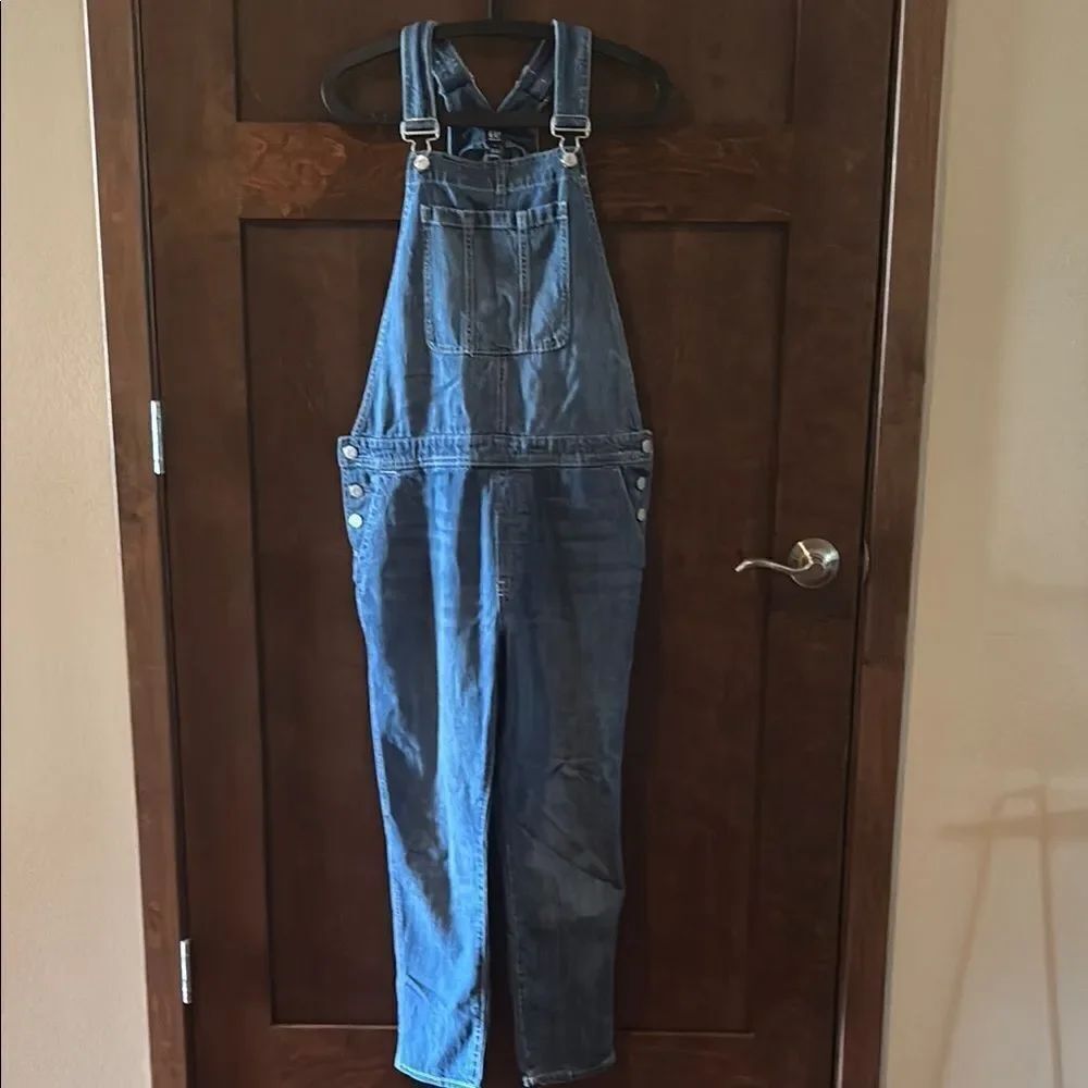 GAP for Good "Slouchy" Denim Overalls - M